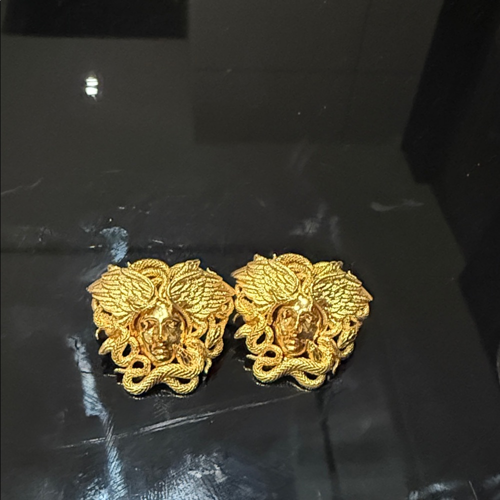Authentic Vintage Versace Medusa Clip-On Earrings – Made in Italy